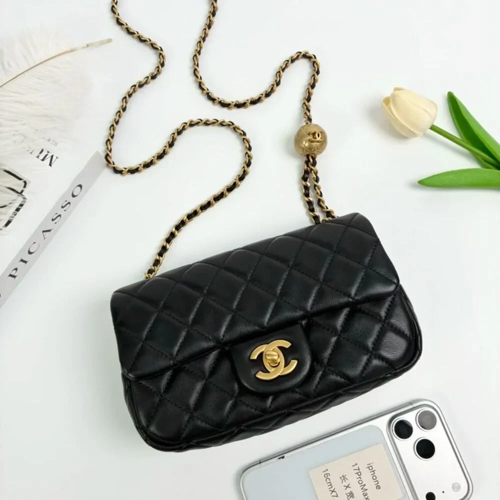 Chanel Women Pre-Loved Bag Very Good Condition